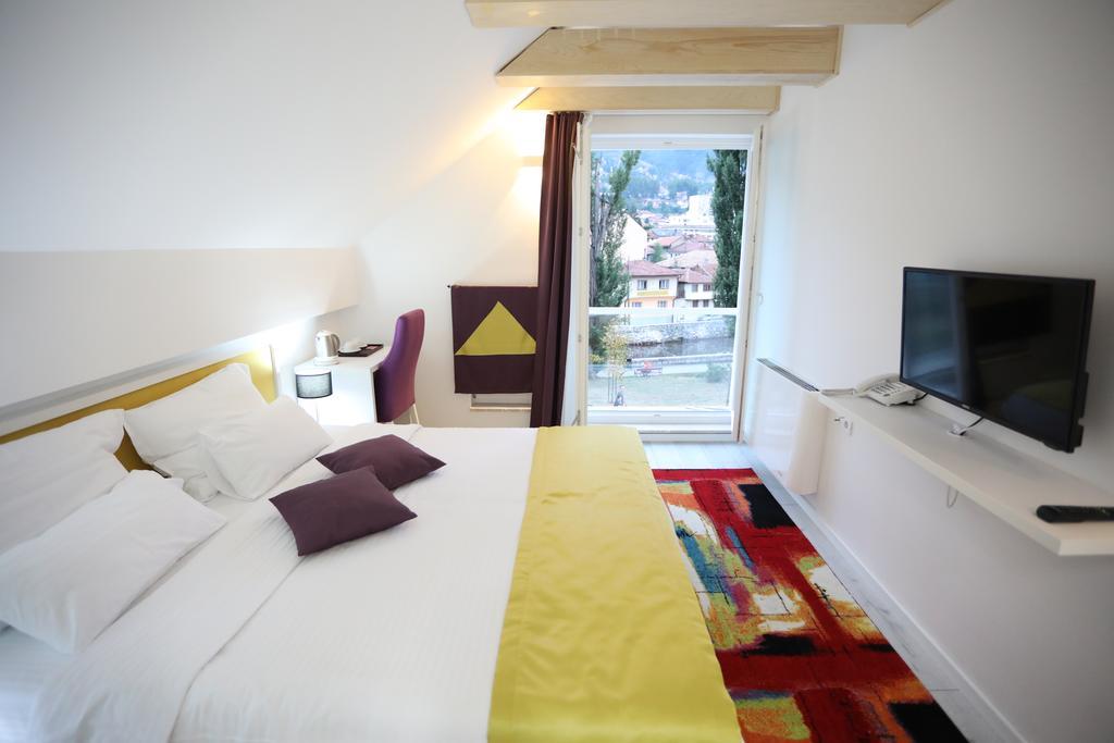 סראייבו Hotel Boutique Libris מראה חיצוני תמונה