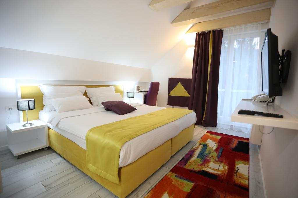 סראייבו Hotel Boutique Libris מראה חיצוני תמונה